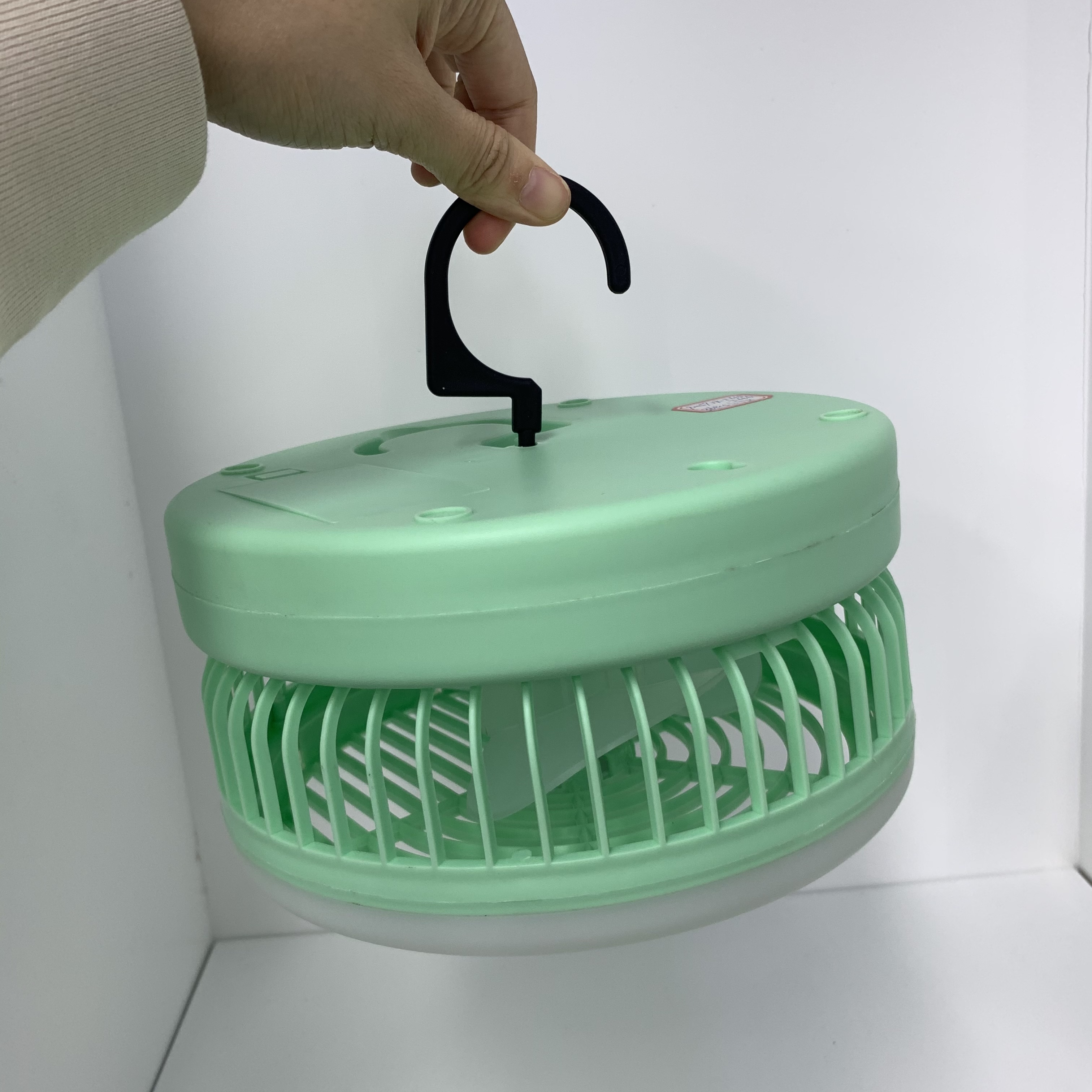 风扇可悬挂可调节方向USB充电
