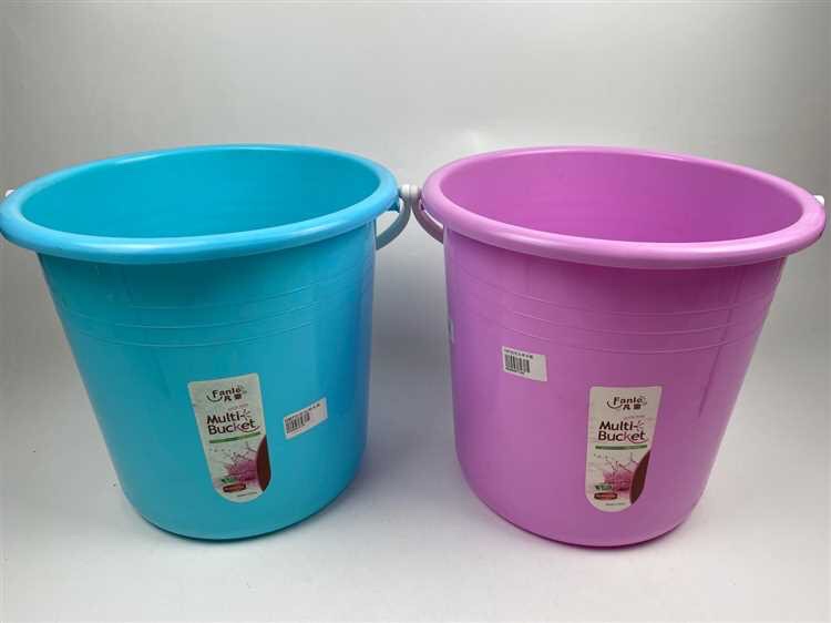 1067胶把加厚水桶 加厚 耐摔 实用 厂家直销 日用百货